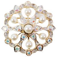 VC6 - Pearl And Crystal Starburst Brooch 